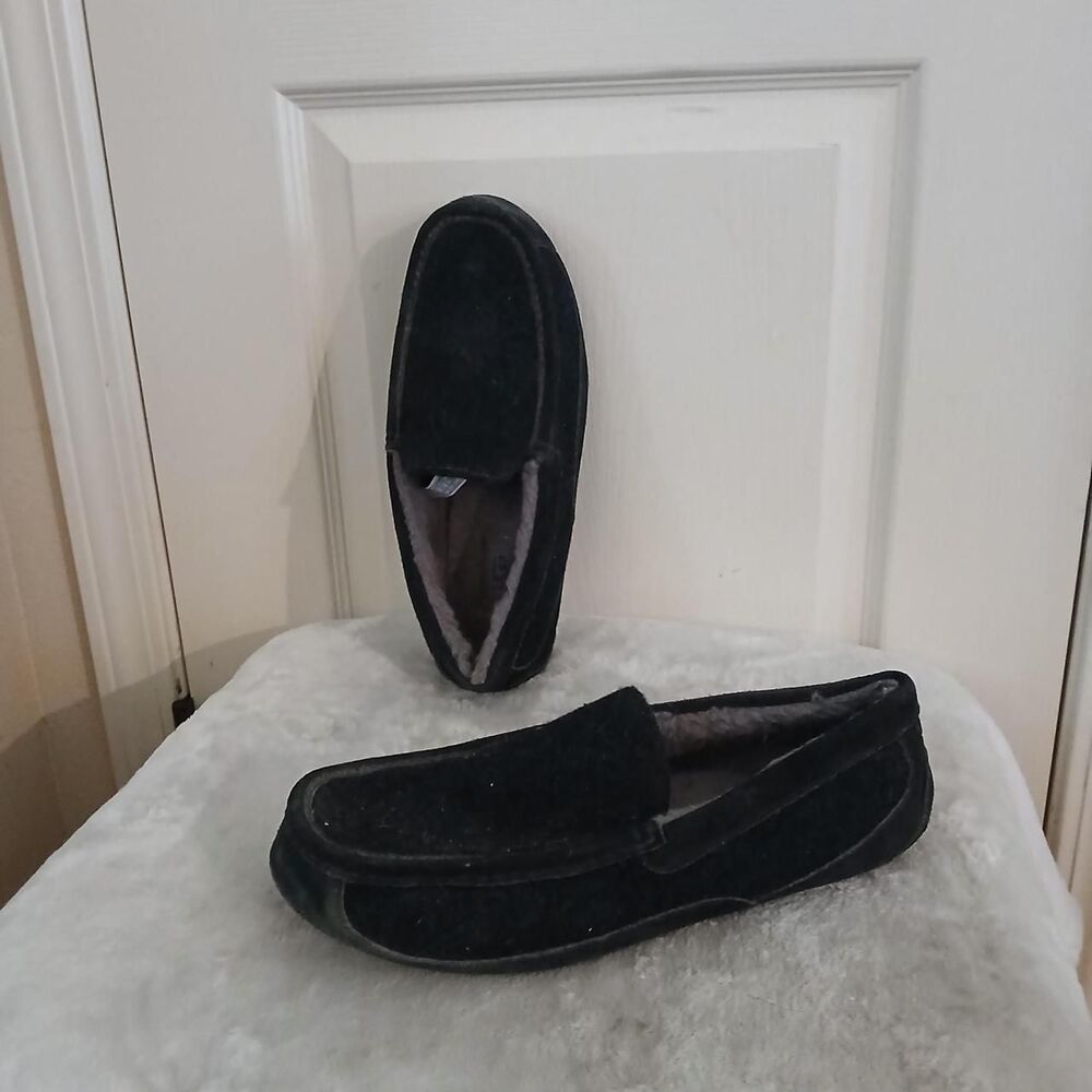 UGG Black Suede & Wool Shearling Fur-Lined Loafers Slippers Mens US 10 Classic